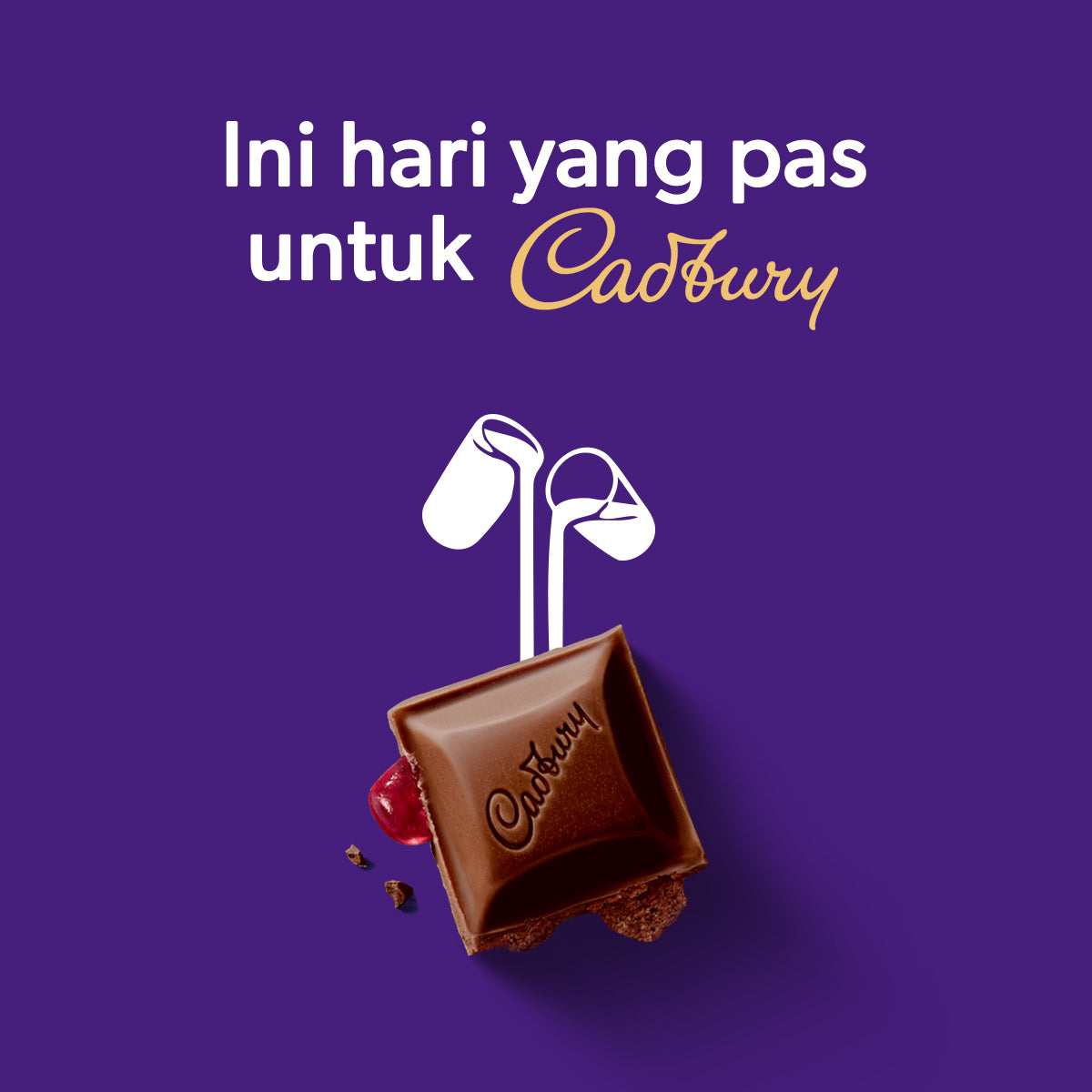 Cadbury Dairy Milk Black Forest 52g, Cokelat Susu dengan Jeli dan Biskuit:
